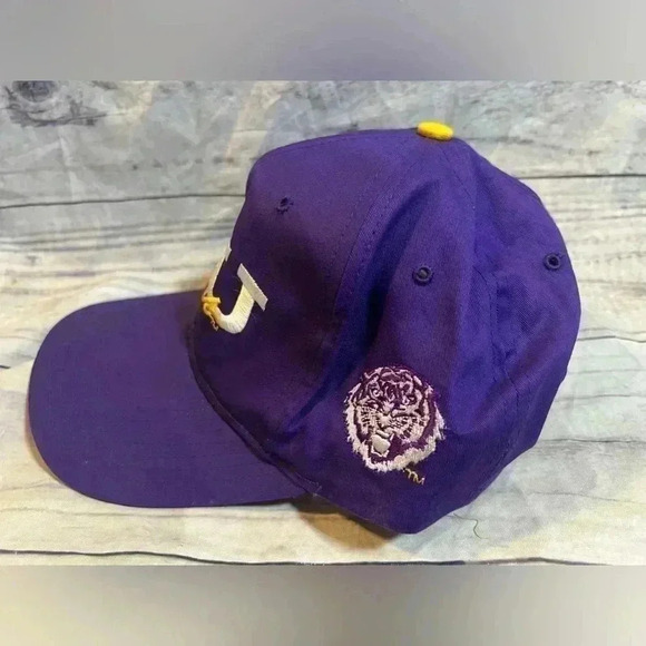 LSU Tigers College football vintage Hat - Picture 3 of 4